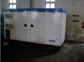 厦门康明斯150kw大型柴油二手发电机组 厦门康明斯150kw大型柴油二手发电机组